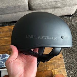 Harley Davidson 1/2 Helmet Size L